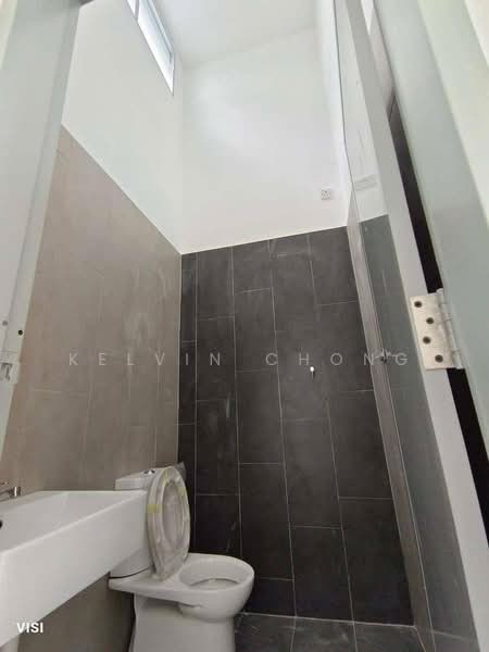 Rumah Teres 1 Tingkat untuk Disewa di Taman Meru Perdana (Chemor) - Kelvin Chong - Bathroom - PropertyGuru.com.my