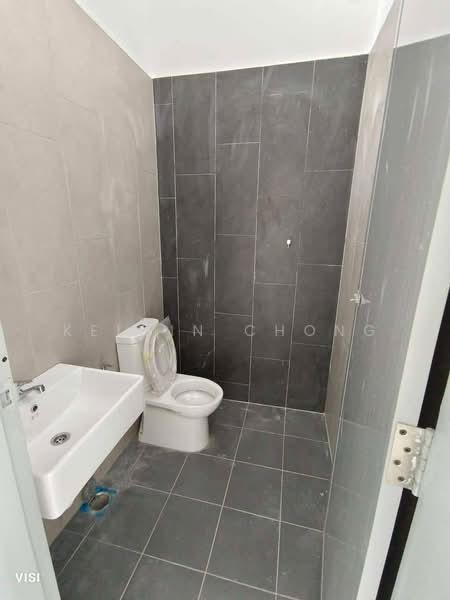 Rumah Teres 1 Tingkat untuk Disewa di Taman Meru Perdana (Chemor) - Kelvin Chong - Bathroom - PropertyGuru.com.my