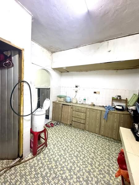 Rumah Teres 2 Tingkat untuk Dijual di Taman Melawati (Ulu Kelang) - Shaziery Iskandar - Kitchen - PropertyGuru.com.my