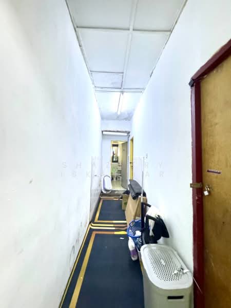 Rumah Teres 2 Tingkat untuk Dijual di Taman Melawati (Ulu Kelang) - Shaziery Iskandar - Corridor - PropertyGuru.com.my