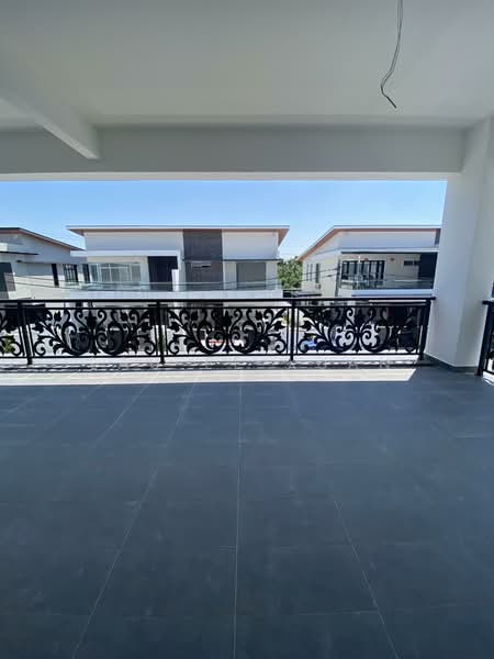 Semi-Detached House for Sale in Batu Pahat (Johor) - Lau Ee Xuan - PropertyGuru.com.my