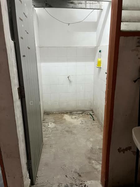 Shop for Sale in Taman Tasek (Johor Bahru) - Chris Liew - Bathroom - PropertyGuru.com.my