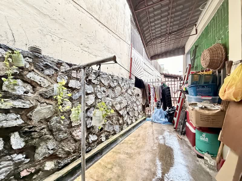 Semi-Detached House for Sale in Taman Desa (Kuala Lumpur) - Suli Chin - Exterior - PropertyGuru.com.my