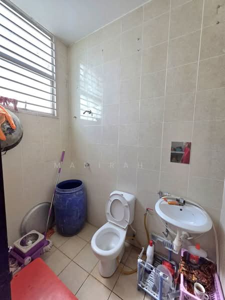 Rumah Teres 2 Tingkat untuk Dijual di Bangi (Selangor) - Mahirah . - Bathroom - PropertyGuru.com.my