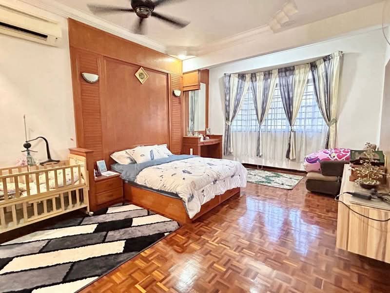 For Sale - Taman Kempas