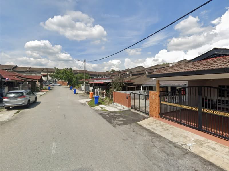 Rumah Teres 1.5 Tingkat untuk Dijual di Bandar Baru Sungai Buloh (Sungai Buloh) - Keanu Tan - Exterior - PropertyGuru.com.my
