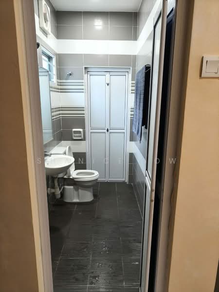 Rumah Teres 2 Tingkat untuk Dijual di Bandar Bukit Puchong 2 (Puchong) - Shanice Low - Bathroom - PropertyGuru.com.my