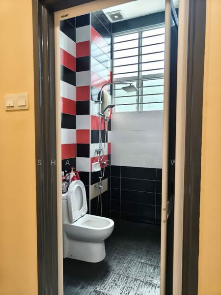 Rumah Teres 2 Tingkat untuk Dijual di Bandar Bukit Puchong 2 (Puchong) - Shanice Low - Bathroom - PropertyGuru.com.my