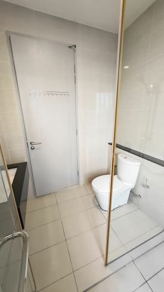 Service Residence for Rent at Sapphire Paradigm - Albert Ho - Bathroom - PropertyGuru.com.my