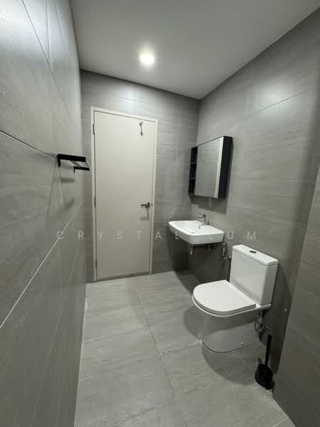 Servis Apartment untuk Disewa di Residensi Ava @ Kiara Bay - Crystal Lum - Bathroom - PropertyGuru.com.my