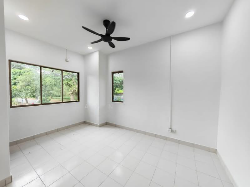 Rumah Teres 2 Tingkat untuk Dijual di Taman Puteri Wangsa (Ulu Tiram) - JOANNE YONG - Interior - PropertyGuru.com.my