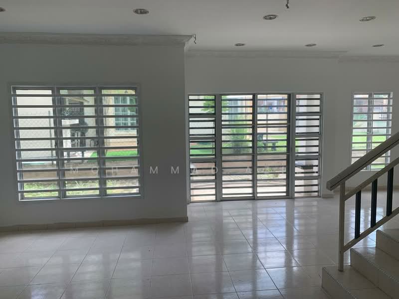 Semi-Detached House for Sale in Bukit Istana (Kuantan) - Mohammad Azizi - PropertyGuru.com.my