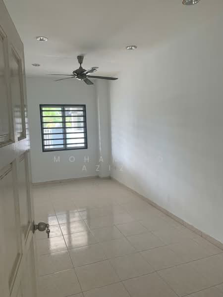 Semi-Detached House for Sale in Bukit Istana (Kuantan) - Mohammad Azizi - PropertyGuru.com.my