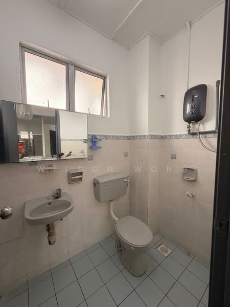Terraced House for Sale in Kajang (Selangor) - Wilson Wong - Bathroom - PropertyGuru.com.my