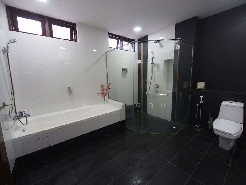 Bungalow for Rent in Batu Feringghi (Penang) - Irene Goh - Bathroom - PropertyGuru.com.my