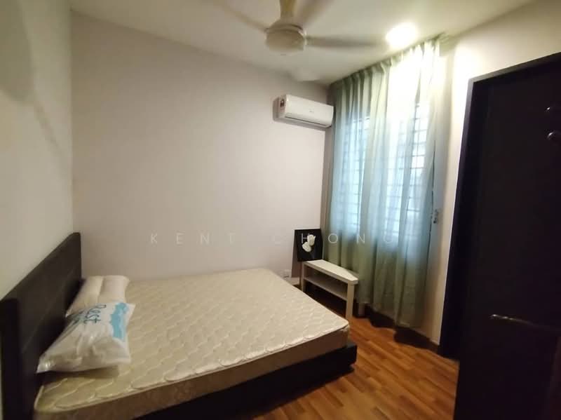 2-storey Terraced House for Rent in Tiara East (Semenyih) - Kent Chong - Bedroom - PropertyGuru.com.my