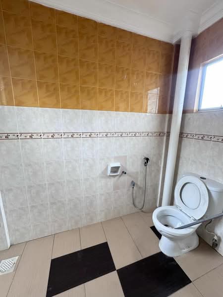 2-storey Terraced House for Sale in Kulai (Johor) - Stefan Yu - Bathroom - PropertyGuru.com.my