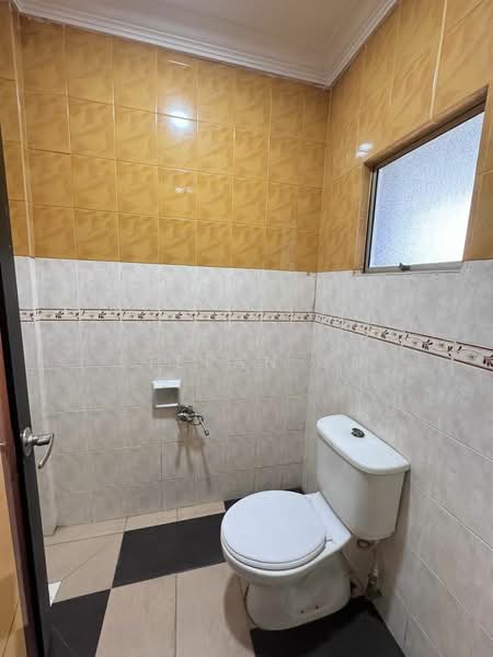 2-storey Terraced House for Sale in Kulai (Johor) - Stefan Yu - Bathroom - PropertyGuru.com.my