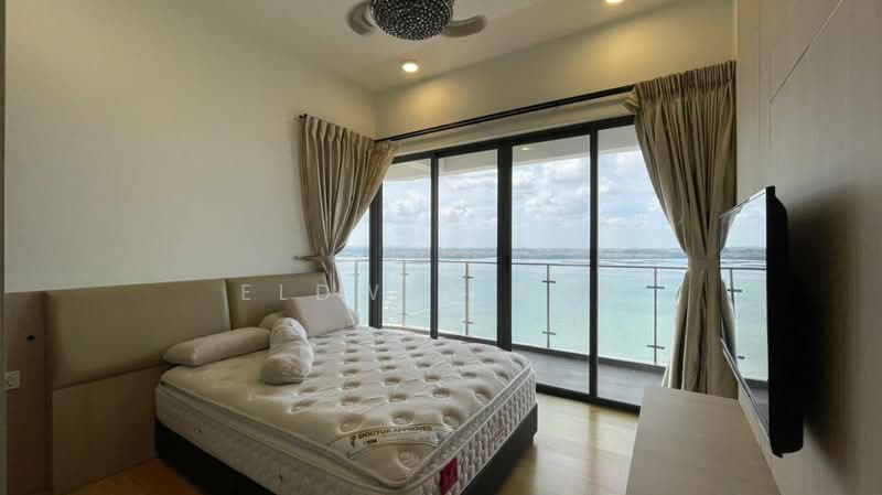 Condominium for Rent at Royal Strand @ Country Garden Danga Bay - Eldwin Soh - Bedroom - PropertyGuru.com.my