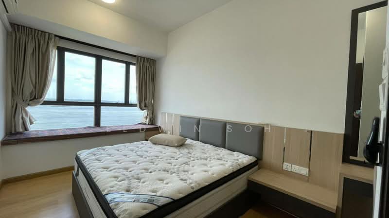 Condominium for Rent at Royal Strand @ Country Garden Danga Bay - Eldwin Soh - Bedroom - PropertyGuru.com.my