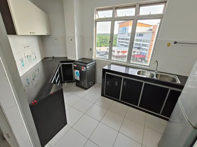Servis Apartment untuk Disewa di Tebrau City Residences - Eric Tee - Kitchen - PropertyGuru.com.my