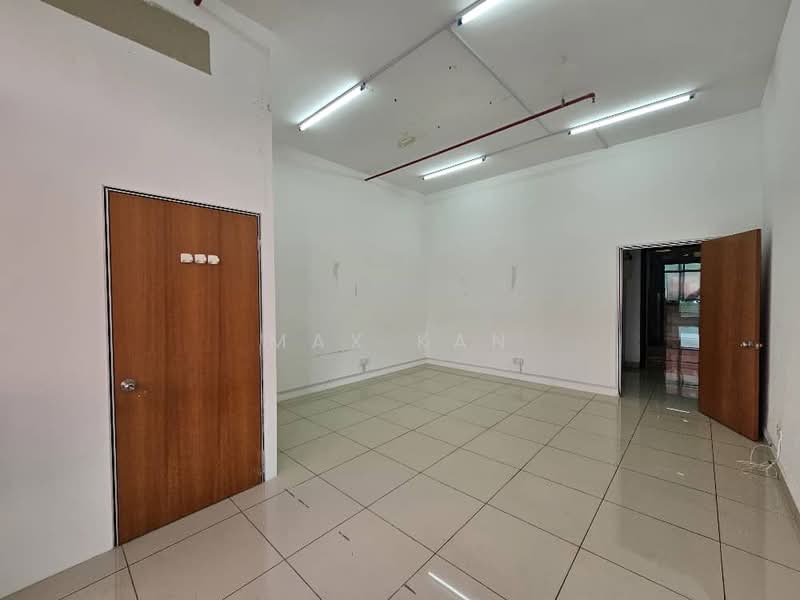 For Rent - Austin 18 - Versatile Business Suites