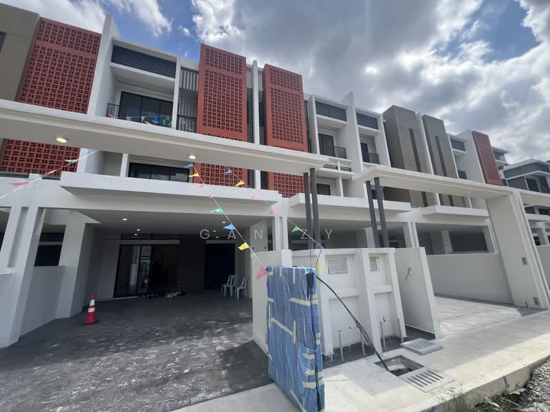 Rumah Teres 3 Tingkat untuk Dijual di Happy Garden (Kuchai Lama) - GAN ZY - PropertyGuru.com.my