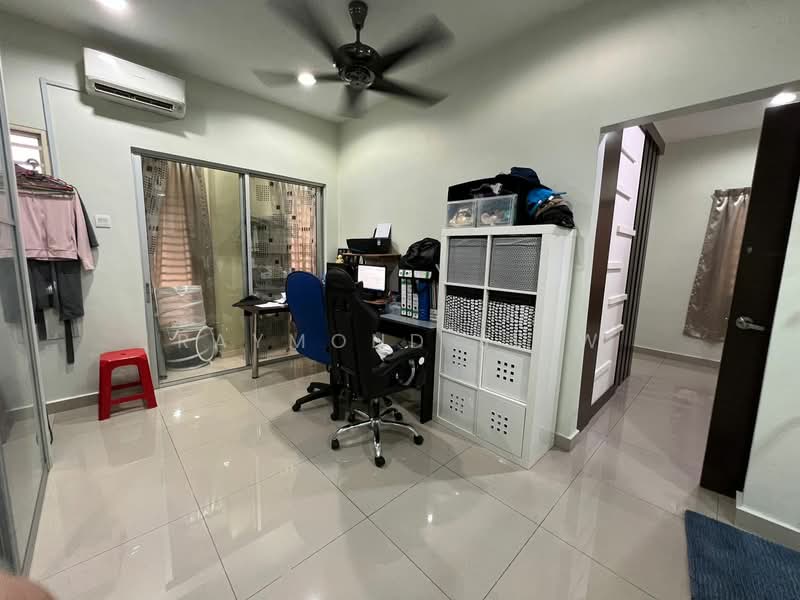 Townhouse for Rent in Batu Caves (Selangor) - Raymond Siew - Study - PropertyGuru.com.my