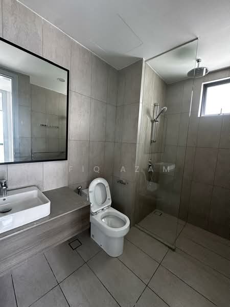 Servis Apartment untuk Disewa di Datum Jelatek Residence - Afiq Azam - Bathroom - PropertyGuru.com.my