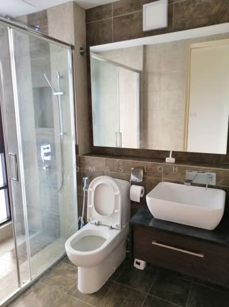 Servis Apartment untuk Disewa di Isola - Thomas Loh - Bathroom - PropertyGuru.com.my