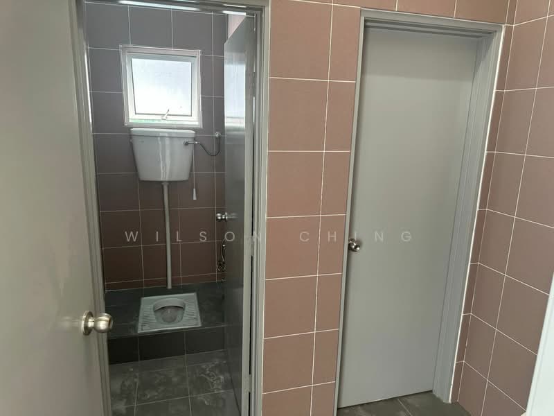 Gudang untuk Disewa di West Port (Pelabuhan Barat) (Port Klang (Pelabuhan Klang)) - Wilson Ching - Bathroom - PropertyGuru.com.my
