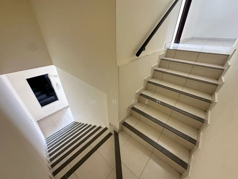 2-storey Terraced House for Sale in Rawang (Selangor) - Elwin Mah - Corridor - PropertyGuru.com.my