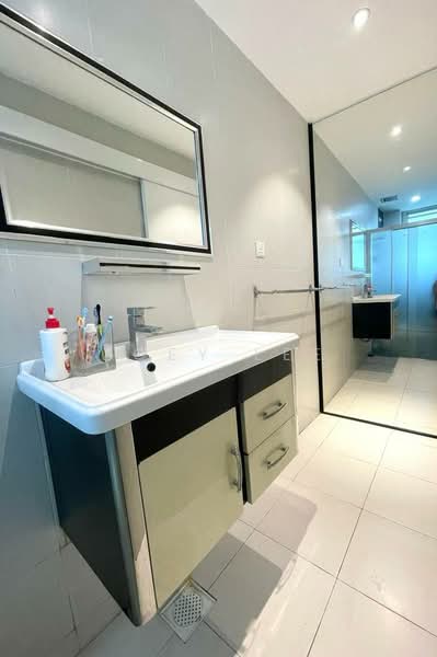 Rumah Teres 2 Tingkat untuk Disewa di Johor Bahru (Johor) - Zoey Lee - Bathroom - PropertyGuru.com.my