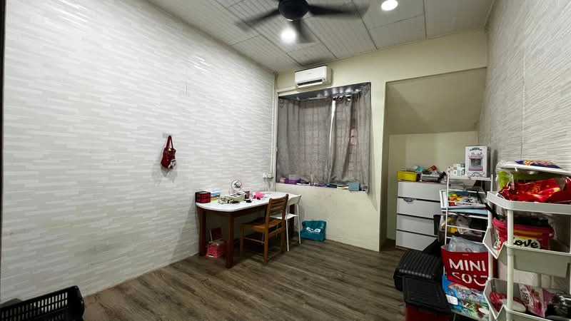 2-storey Terraced House for Sale in Taman Bersatu (Kulai) - Zoey Lee - Interior - PropertyGuru.com.my