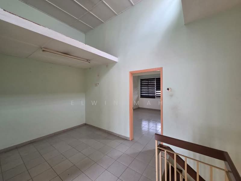 2-storey Terraced House for Sale in Bukit Beruntung (Serendah) - Elwin Mah - Interior - PropertyGuru.com.my