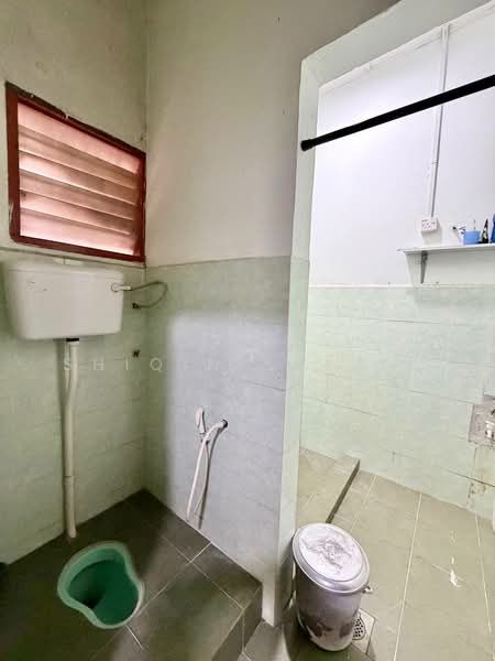 1-storey Terraced House for Sale in Meru (Klang) - Shiqin Saidin - Bathroom - PropertyGuru.com.my