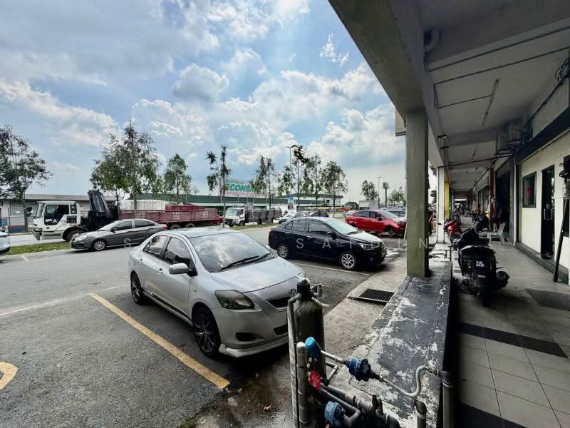 Shop / Office for Sale in Jenjarom (Selangor) - Shiqin Saidin - Exterior - PropertyGuru.com.my
