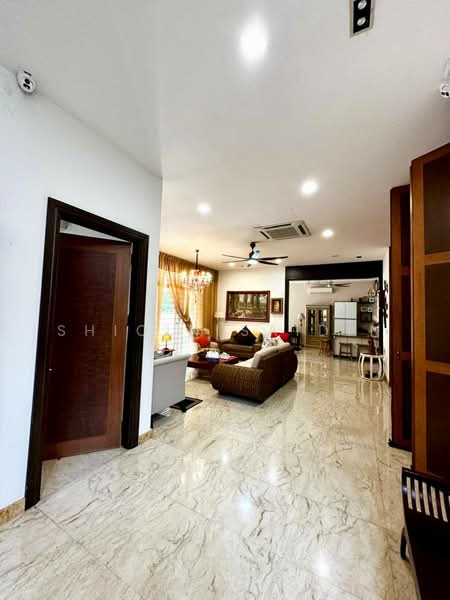 Rumah Banglo untuk Dijual di Sunway Damansara (Kota Damansara) - Shiqin Saidin - Living Room - PropertyGuru.com.my