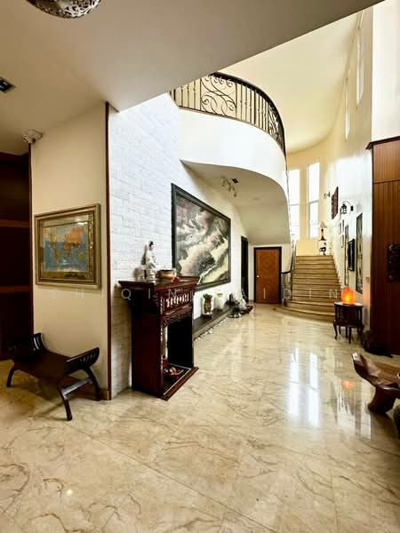 Rumah Banglo untuk Dijual di Sunway Damansara (Kota Damansara) - Shiqin Saidin - Entrance - PropertyGuru.com.my