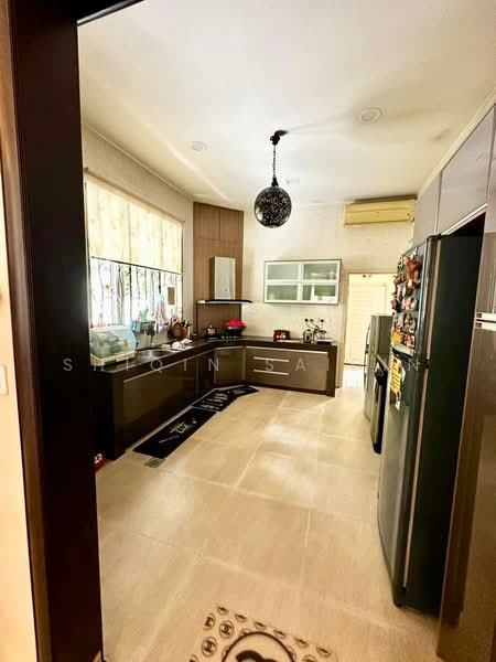 Rumah Banglo untuk Dijual di Sunway Damansara (Kota Damansara) - Shiqin Saidin - Kitchen - PropertyGuru.com.my