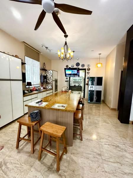 Rumah Banglo untuk Dijual di Sunway Damansara (Kota Damansara) - Shiqin Saidin - Kitchen - PropertyGuru.com.my