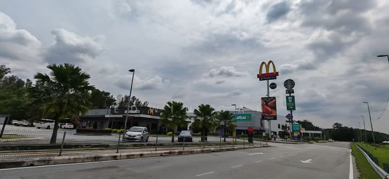Shop / Office for Sale in Puchong Utama (Seksyen 6) (Puchong) - Edwin Gan - Exterior - PropertyGuru.com.my