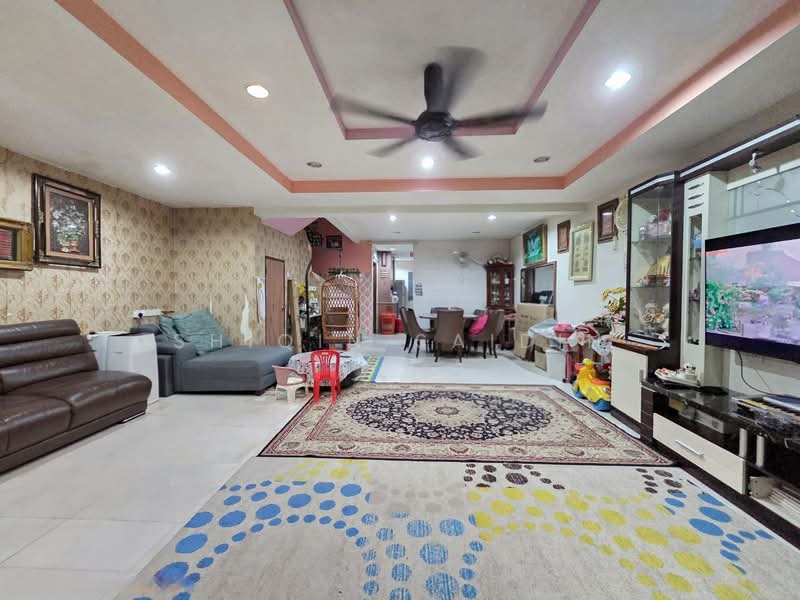 2-storey Terraced House for Sale in Taman Subang Murni (Shah Alam) - Shiqin Saidin - Living Room - PropertyGuru.com.my