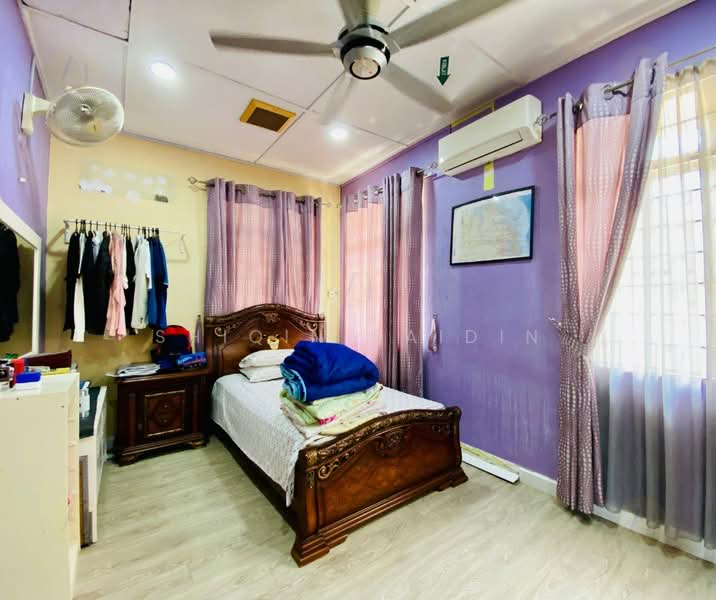 Rumah Banglo untuk Dijual di Taman Keramat Permai (Ulu Kelang) - Shiqin Saidin - Bedroom - PropertyGuru.com.my