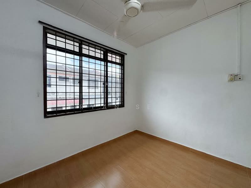 Untuk Dijual - Taman Muhibbah Saleng Kulai