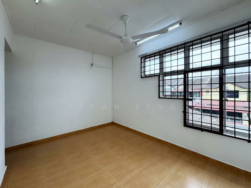 Untuk Dijual - Taman Muhibbah Saleng Kulai