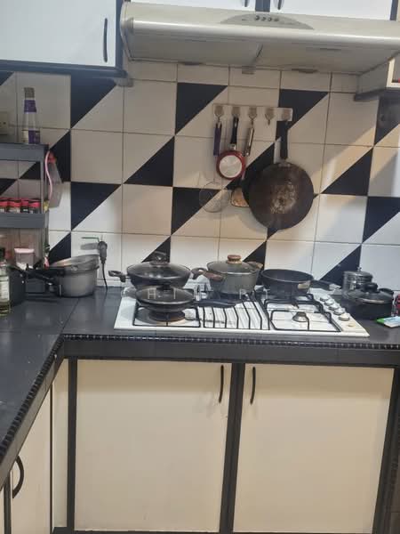 Condominium for Rent at Vista Komanwel B - Chin PT - Kitchen - PropertyGuru.com.my