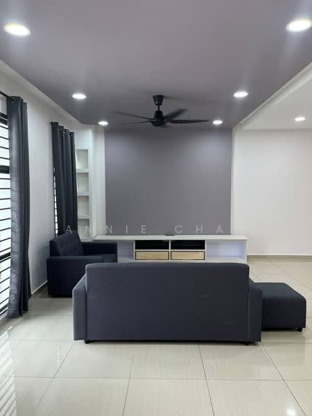 Rumah Teres 2 Tingkat untuk Dijual di Taman Puteri Wangsa (Ulu Tiram) - Annie Chai - Living Room - PropertyGuru.com.my