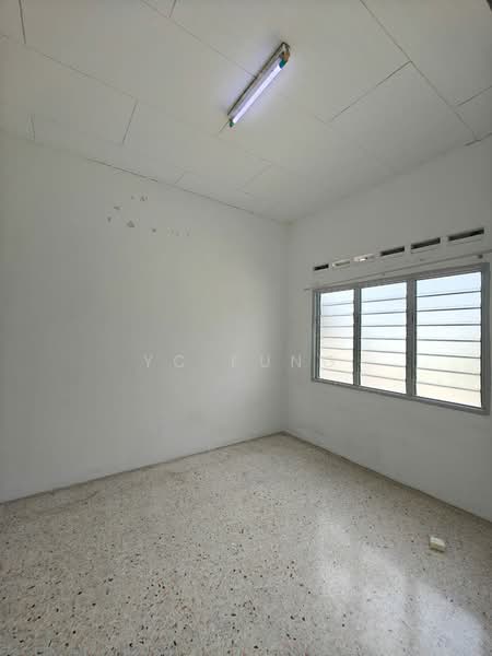 1-storey Terraced House for Rent in Taman Ungku Tun Aminah (Skudai) - YC Fung - Interior - PropertyGuru.com.my