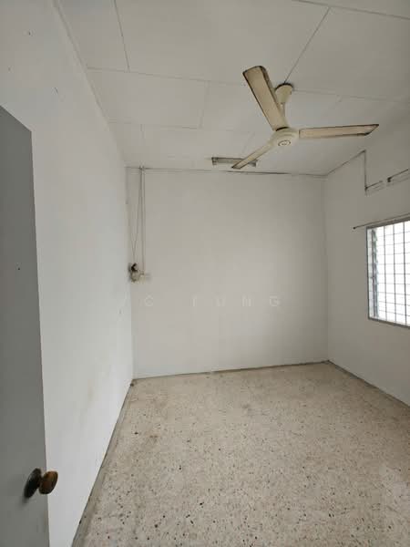 1-storey Terraced House for Rent in Taman Ungku Tun Aminah (Skudai) - YC Fung - Interior - PropertyGuru.com.my